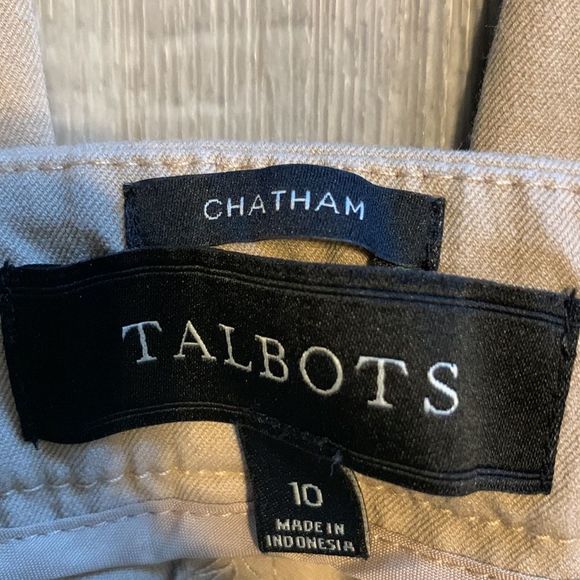 TALBOTS- “Chatham” women khaki pants-size 10 - Picture 5 of 7